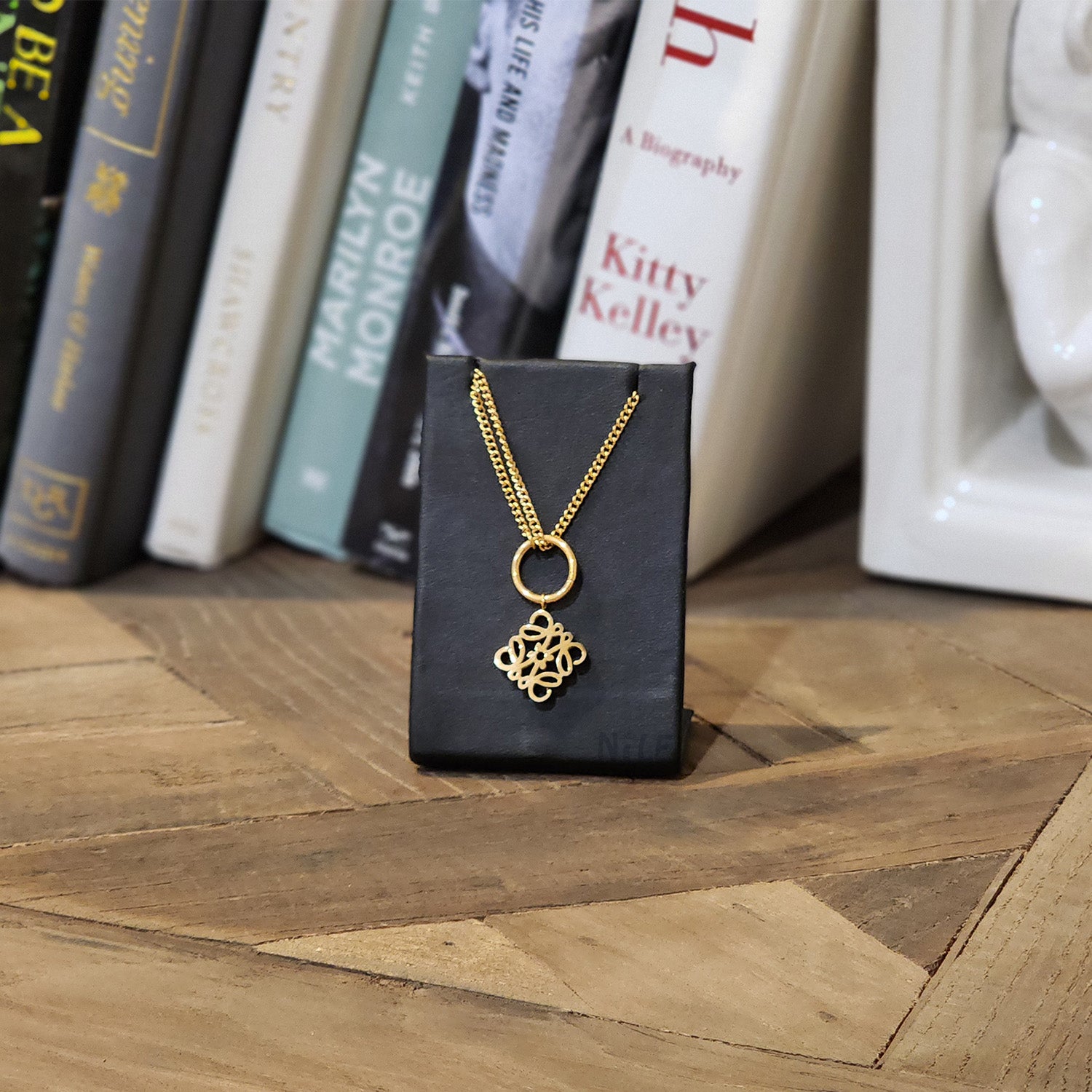 Earring/Pendant Stand, Jewelry Display Stand-Nile Corp