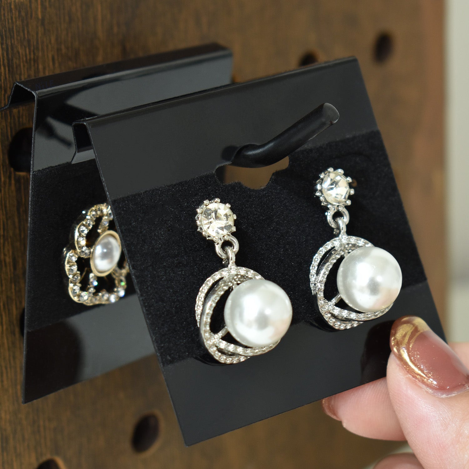 Earring Hanging Card-Nile Corp