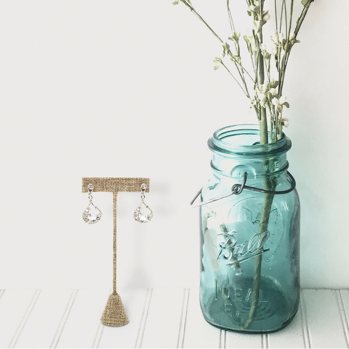 Medium "T" Shape Earring Stand Burlap Linen-Nile Corp