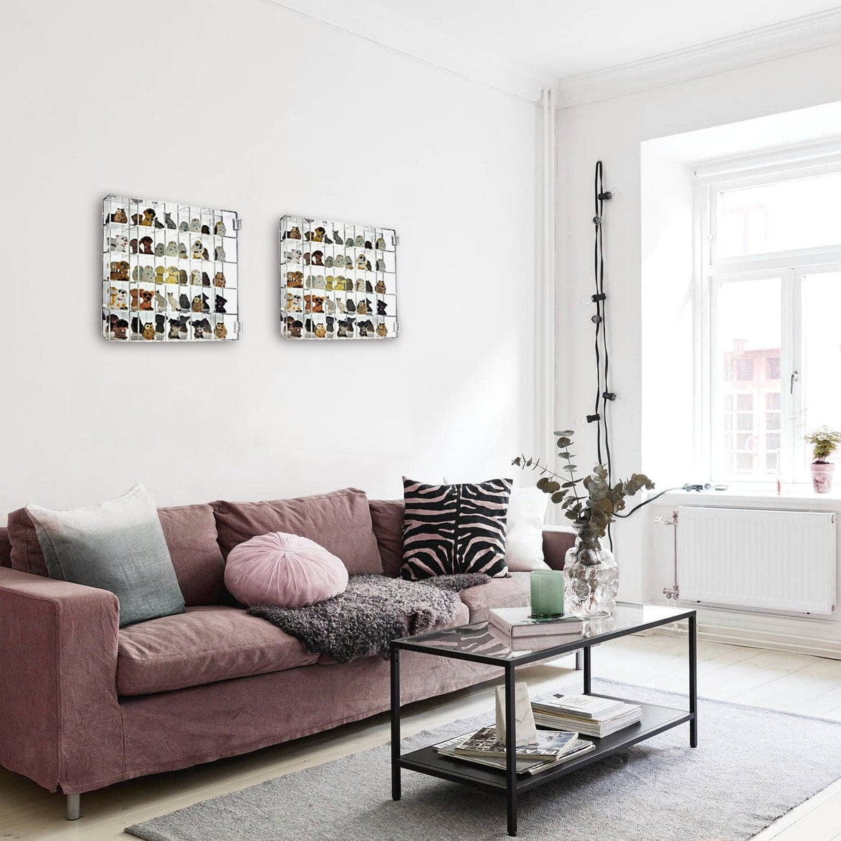 #COT1855 Mountable 25 Compartments Display Case w/ Mirrored Back