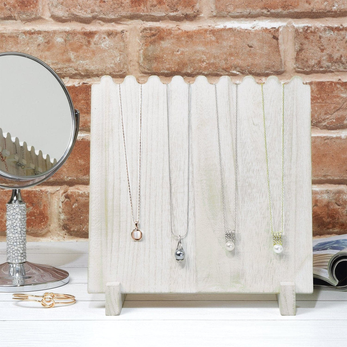 #WD609-WH Wooden Plank Necklace Jewelry Display Stand for 8 Necklaces