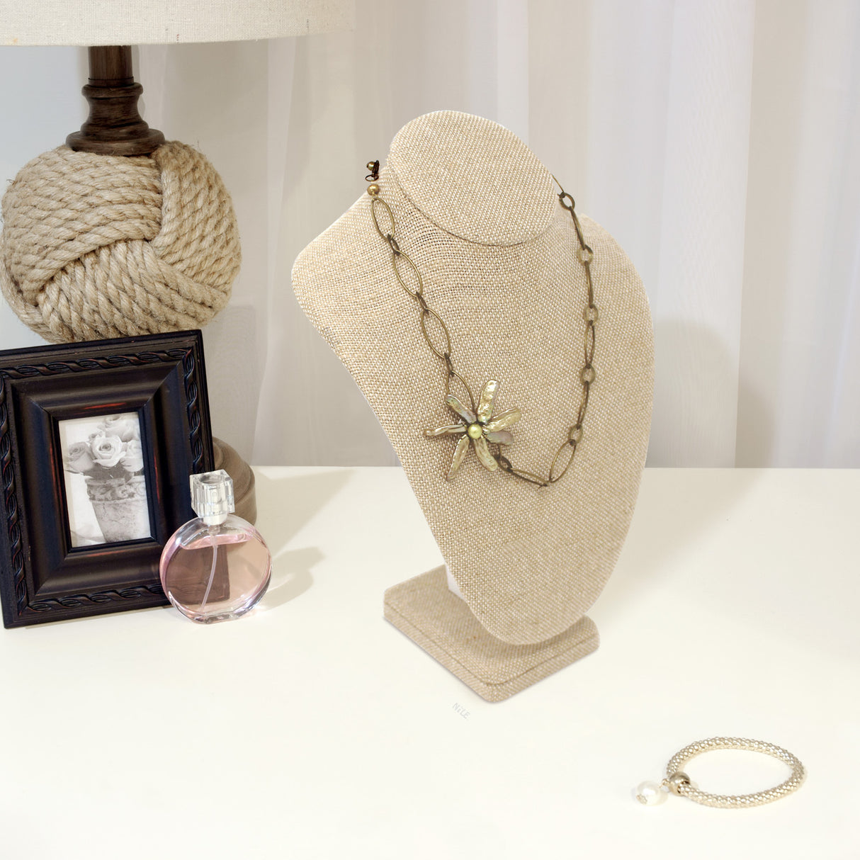 Necklace Bust Display-Nile Corp
