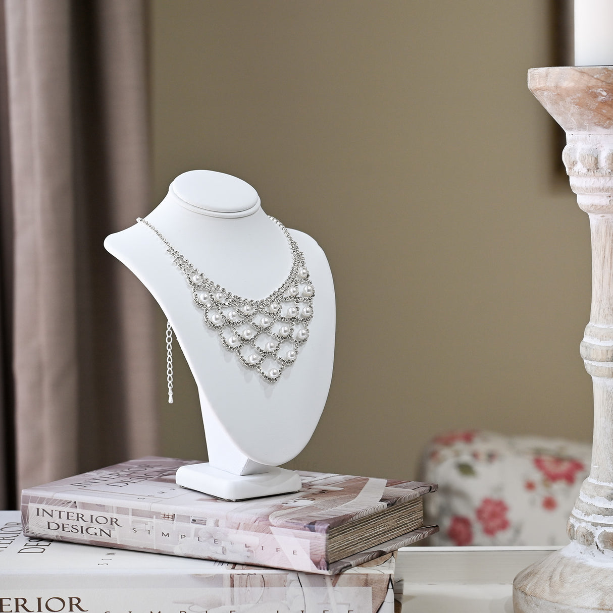Necklace Display Bust-Nile Corp