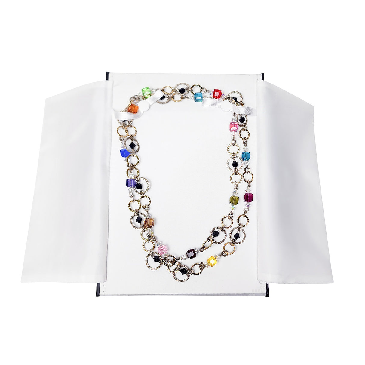 #75 Leatherette Necklace Folder