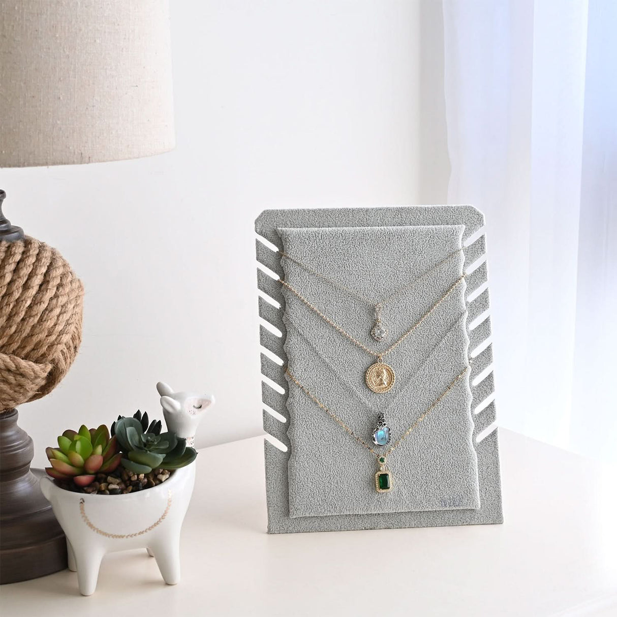 #DPJ7608G  Bracelet Necklace and Chain Display Pad with Easel, Gray Color