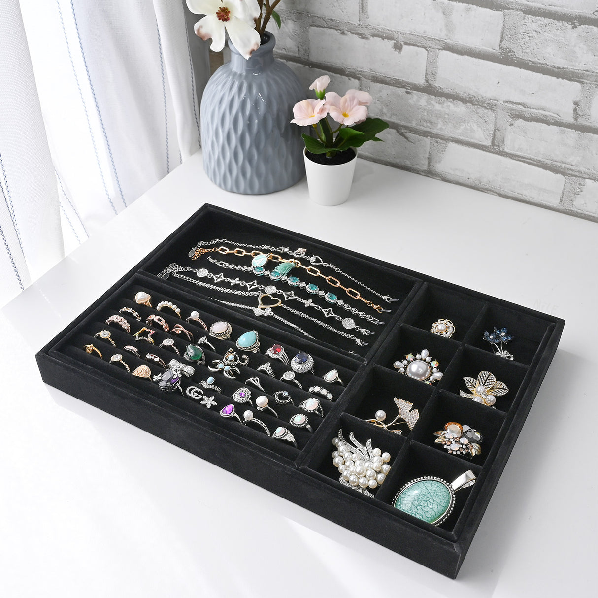 #DPS977BK  Black Velvet  Jewelry Tray