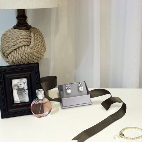 Elegant Bowtie Earring Boxes-Nile Corp